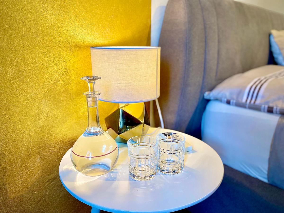 Golden Suite Marta Malpensa Milano-Laghi Busto Arsizio Buitenkant foto